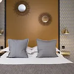 Lafayette 3*