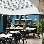 Lafayette Hotel 3*