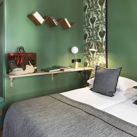 Lafayette Hotel 3*